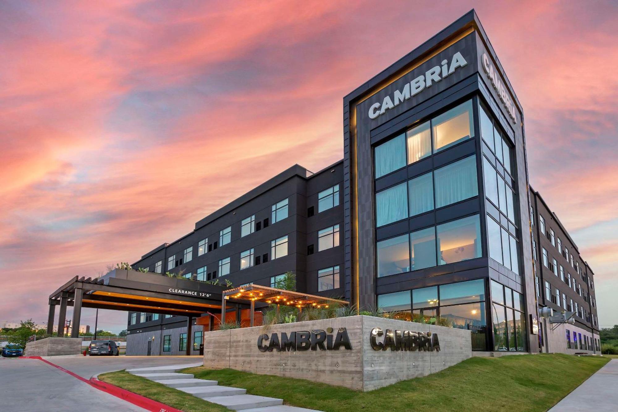 Cambria Hotel Austin Airport Extérieur photo