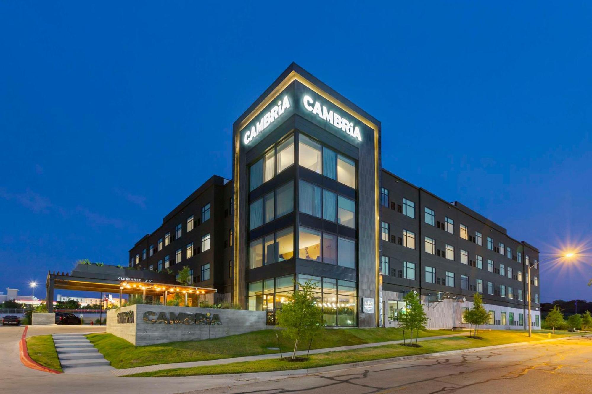 Cambria Hotel Austin Airport Extérieur photo