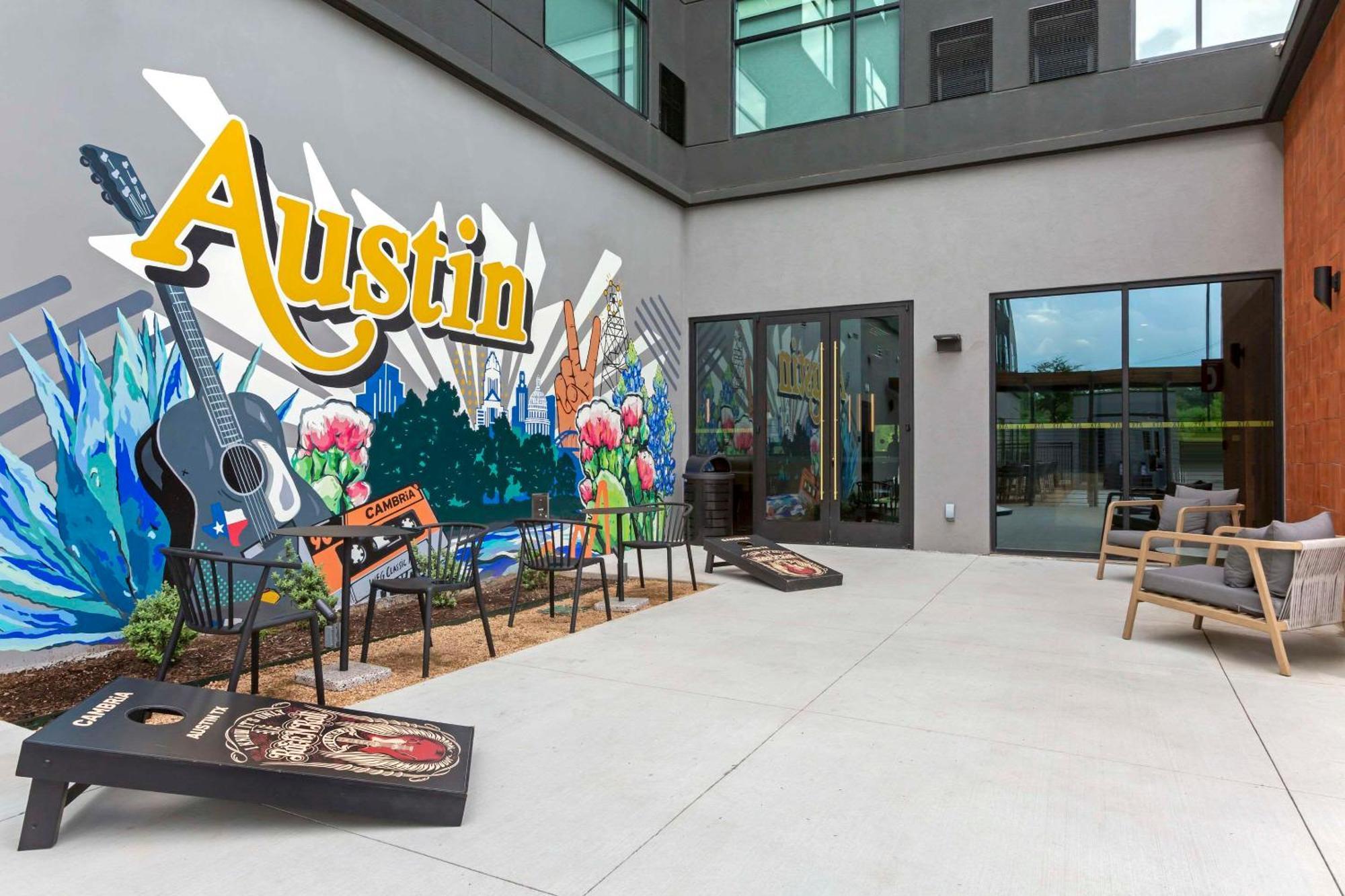 Cambria Hotel Austin Airport Extérieur photo