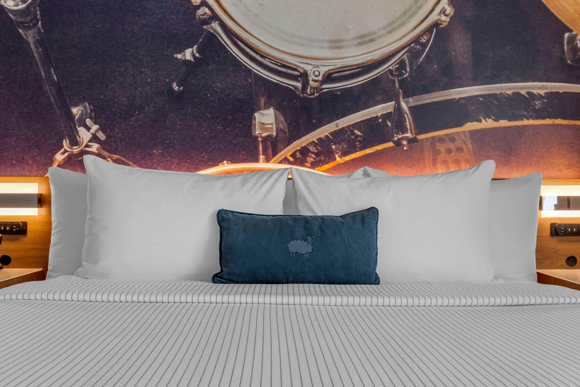 Cambria Hotel Austin Airport Extérieur photo
