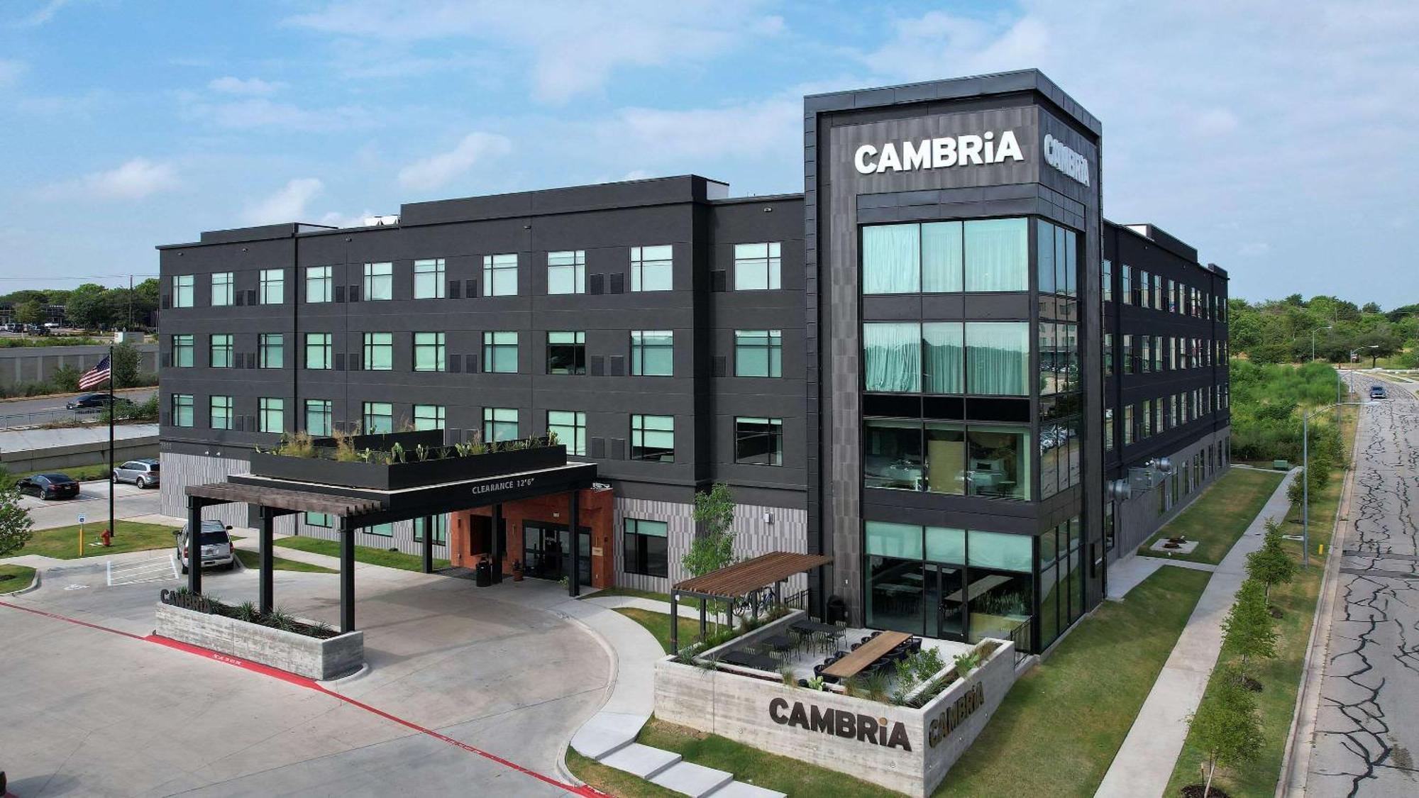 Cambria Hotel Austin Airport Extérieur photo